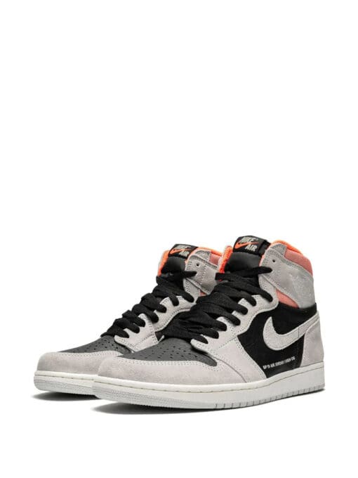 Jordan Air Jordan 1 Retro High OG neutral grey/hyper crimson - Image 2