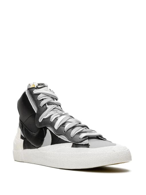 Nike Sacai x Nike Blazer Mid high-top sneakers - Image 2