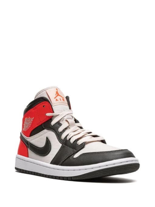 Jordan Air Jordan 1 Mid SE sneakers - Image 2