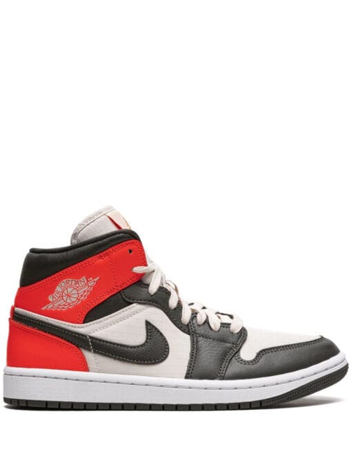 Jordan Air Jordan 1 Mid SE sneakers