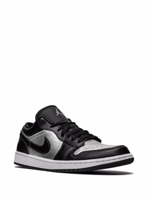 Jordan  Air Jordan 1 Low SE sneakers - Image 2